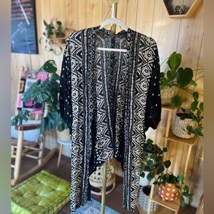 Forever 21 Boho Printed Festival Kimono Top